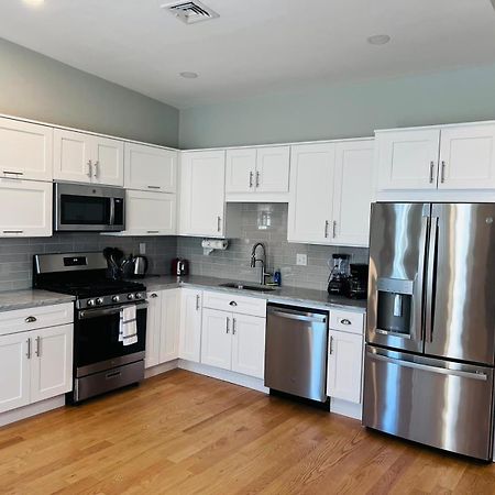 Renovated, 10 Min From The City Boston Exterior foto
