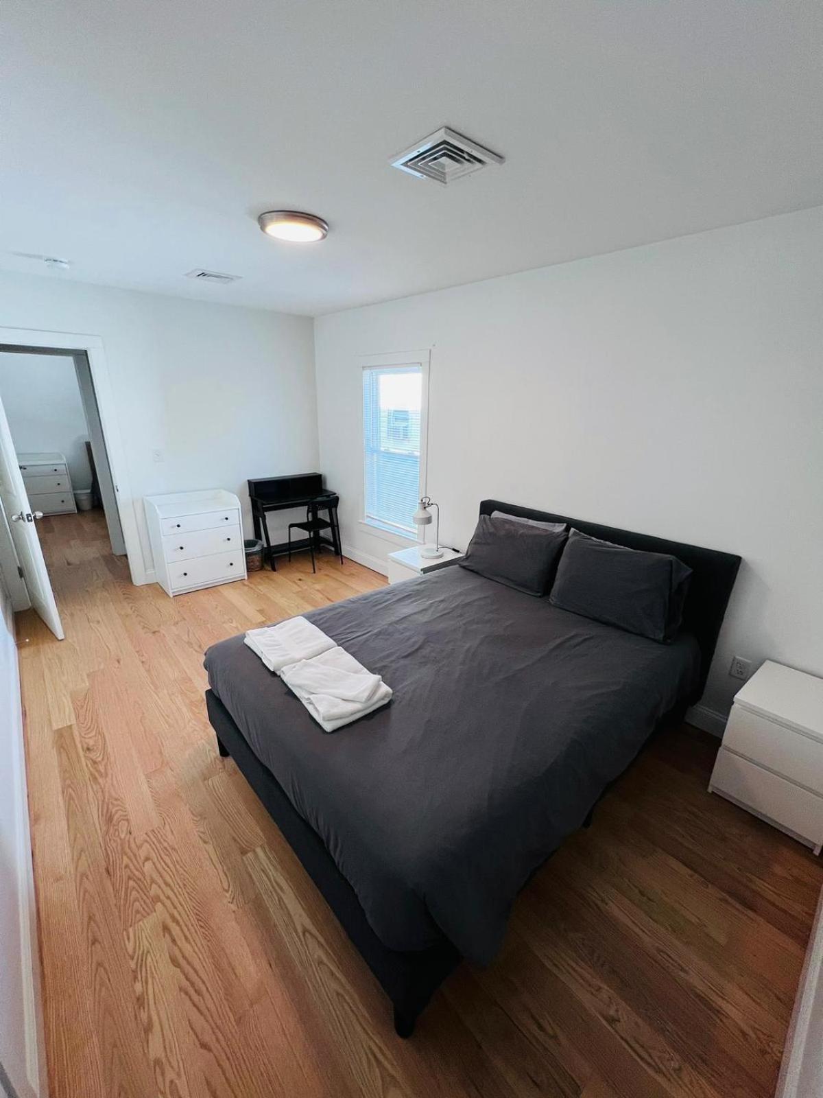 Renovated, 10 Min From The City Boston Exterior foto
