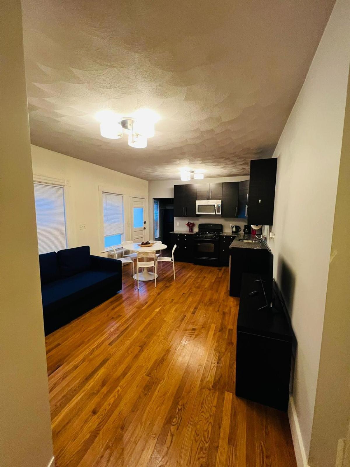 Renovated, 10 Min From The City Boston Exterior foto